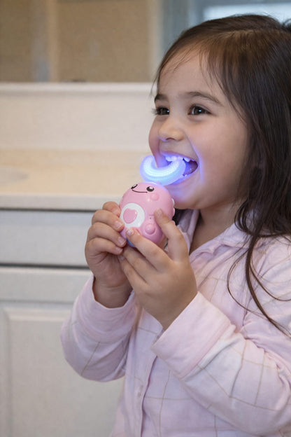 SmileSnap™ - Kids U-Shaped Toothbrush