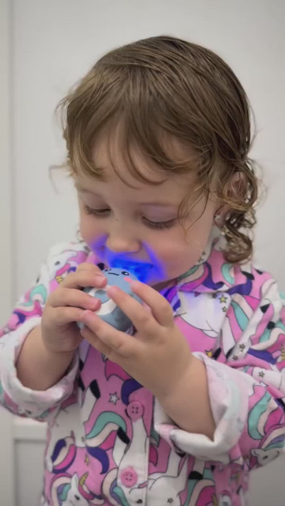 SmileSnap™ - Kids U-Shaped Toothbrush